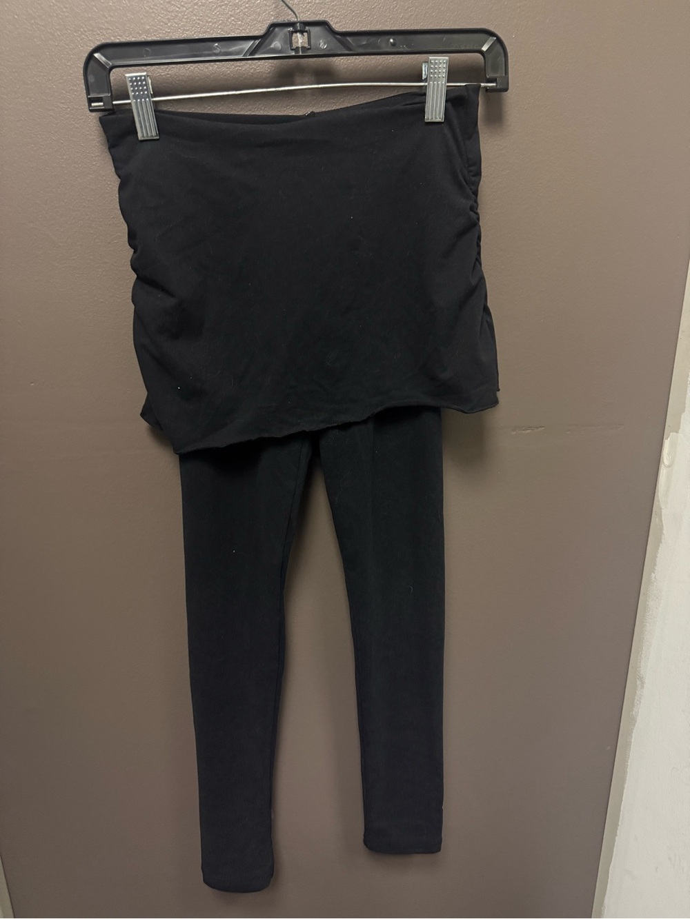 Marika leggings with skirt attached